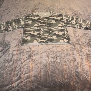 Spiritual Gangster Gray Camouflage Crop Top